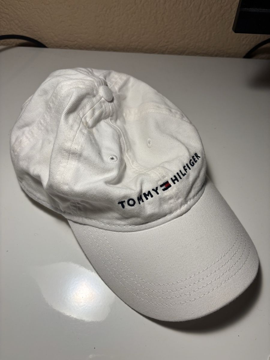 Tommy Hilfiger Sonstige Kleidung & Accessoires: Tommy Hilfiger Cape Weiss – Neu (gemäss Beschreibung) aus Unterentfelden von mir_wi