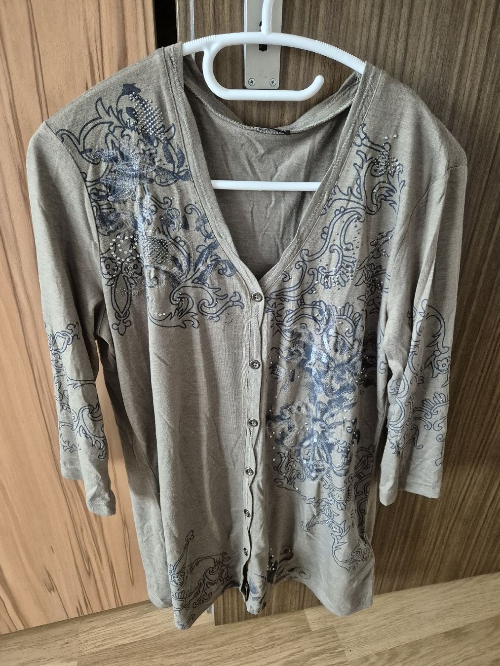 Gerry Weber T-shirt: Gerry Weber Shirt Gr. 42, khaki, mit Muster – Nuovo (secondo la descrizione) da Langenthal venduto da Polarisstern