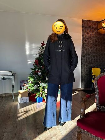 Manteau noir à capuche fausse fourrure Taille S