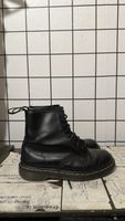 Dr. Martens Boots - EU39/UK 6/US 8 - Classic Black Leather