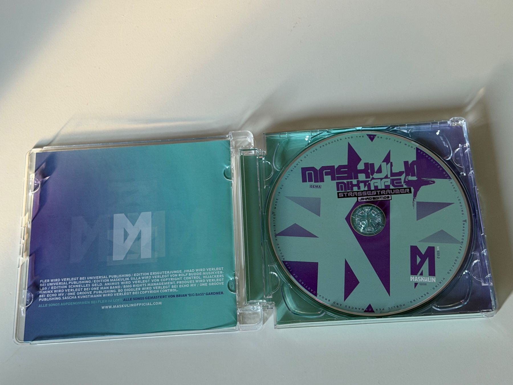 CD: Maskulin Mixtape - Strassenträumer - Jihad Edition – Nuovo (secondo la descrizione) da Altstätten SG venduto da sheamus 2