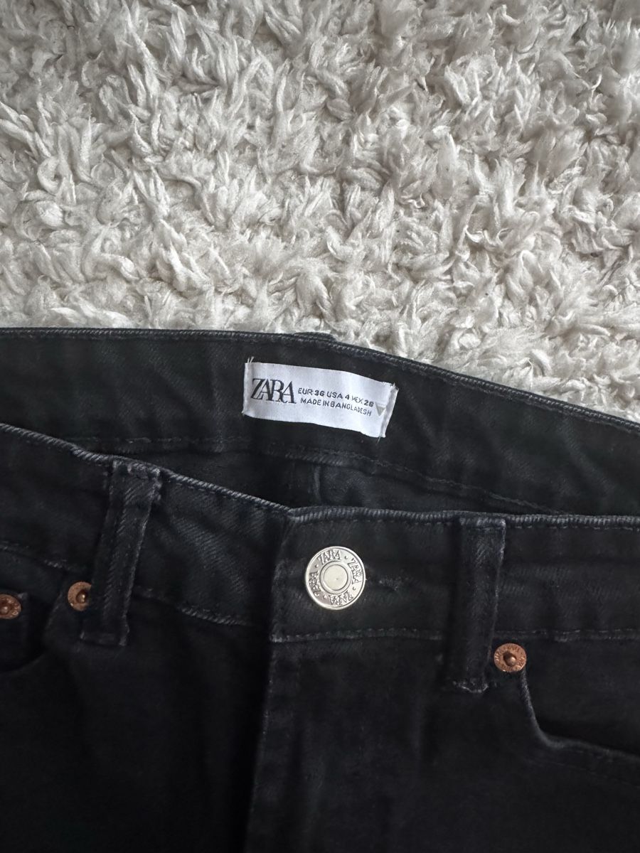 Zara Jeans: Zara black jeans – Neu (gemäss Beschreibung) aus Zürich von hal_2yzx 2