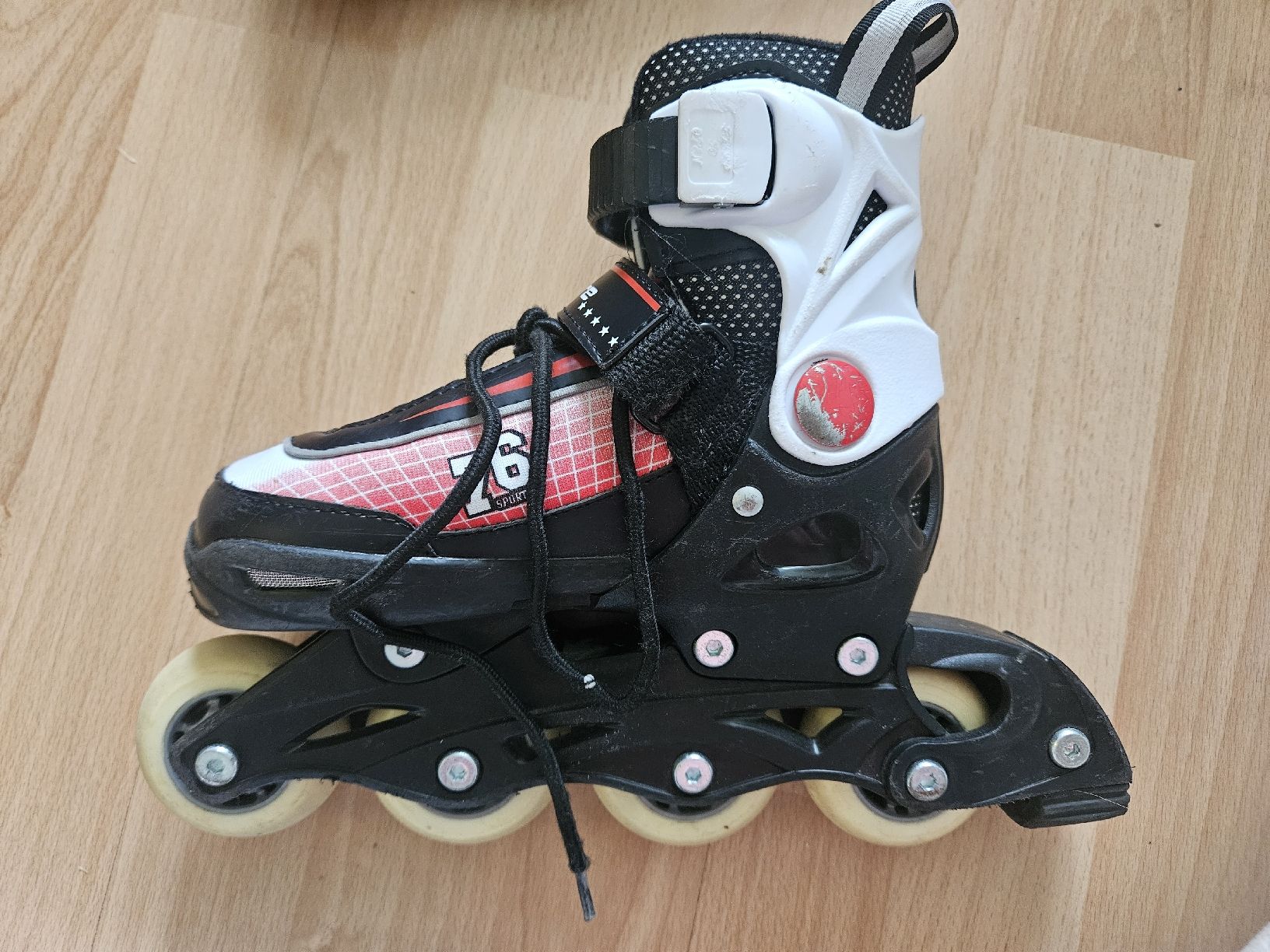 Obscure Pattini in linea & Pattini a rotelle: Rollerblades Grösse 29 bis 32 – Usato da Zürich venduto da Kris8050 2