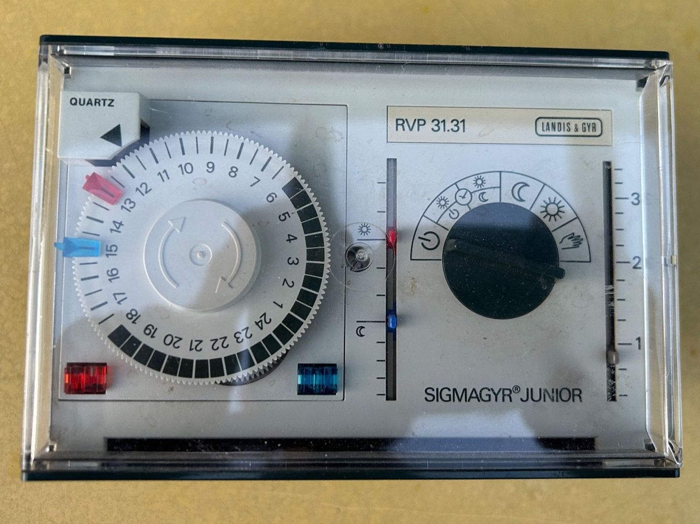 Sistema di controllo: Heizungsregler SIGMAGYR JUNIOR RVP31.31 – Usato da ossingen venduto da zin_9rqj 1