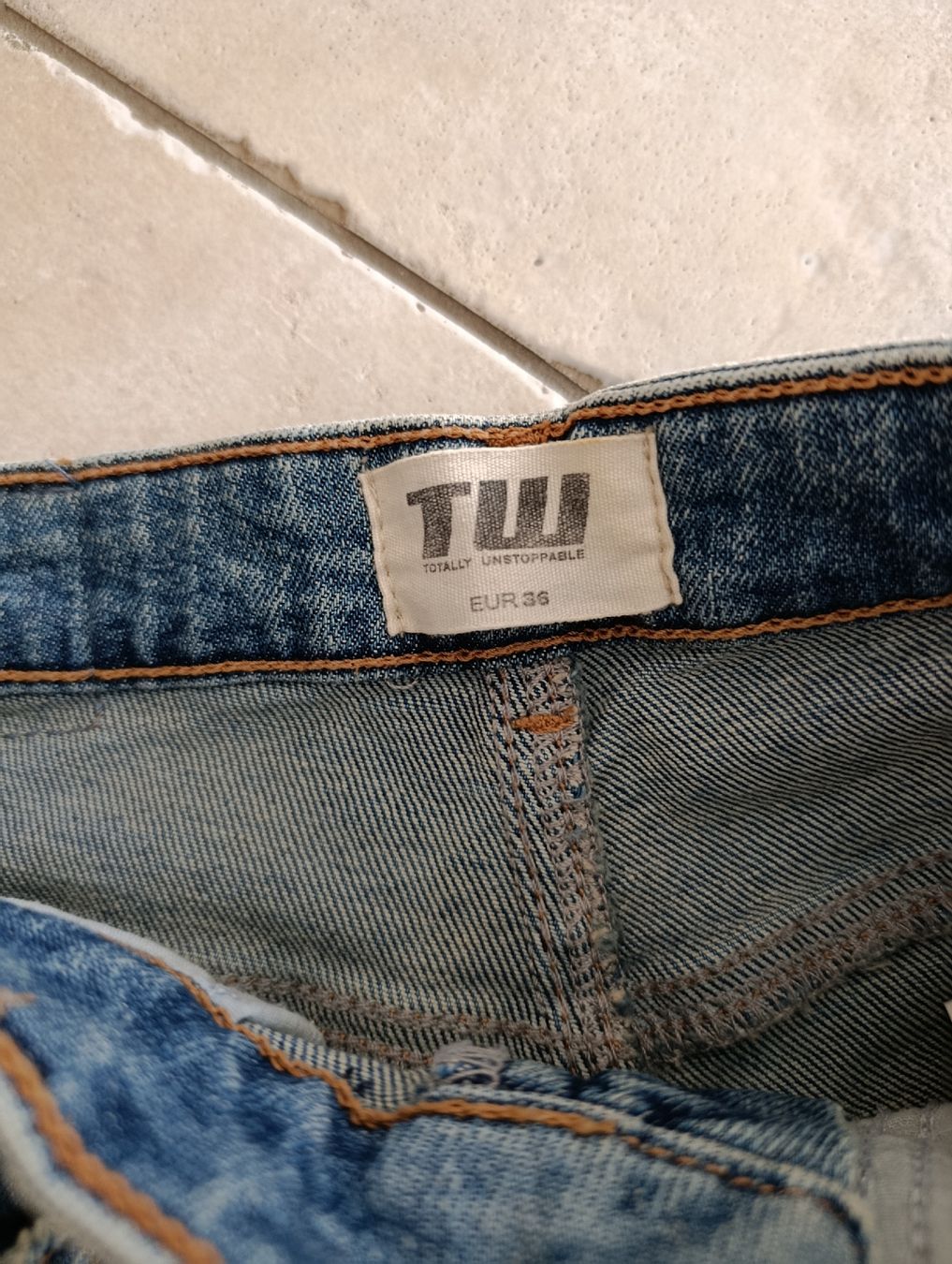 Tally Weijl Jeans: JEAN TALLY WEIJL BOOT CUT 36 – Nuovo (secondo la descrizione) da Sierre venduto da shirley04 5
