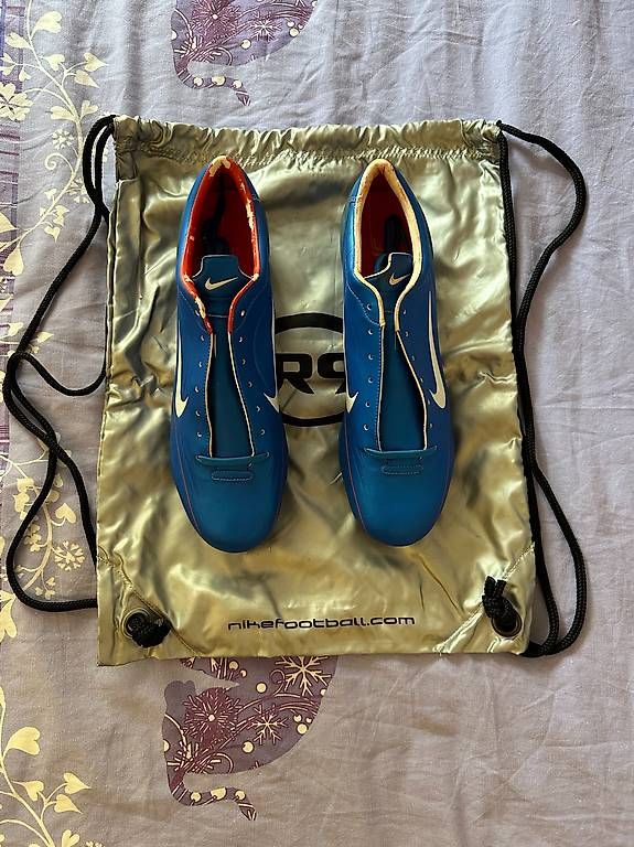 Nike Scarpe da uomo: Nike Mercurial Vapor II 44.5 – Nuovo (secondo la descrizione) da Lausanne venduto da PeixotoBruno 1