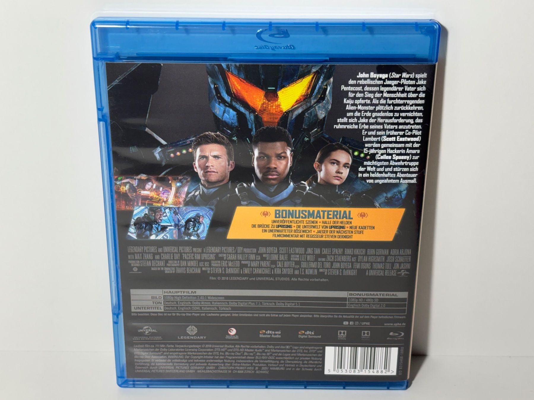 Alle DVDs: Pacific Rim 1&2 Blu Ray – Gebraucht aus Wilderswil von Sstriker 5