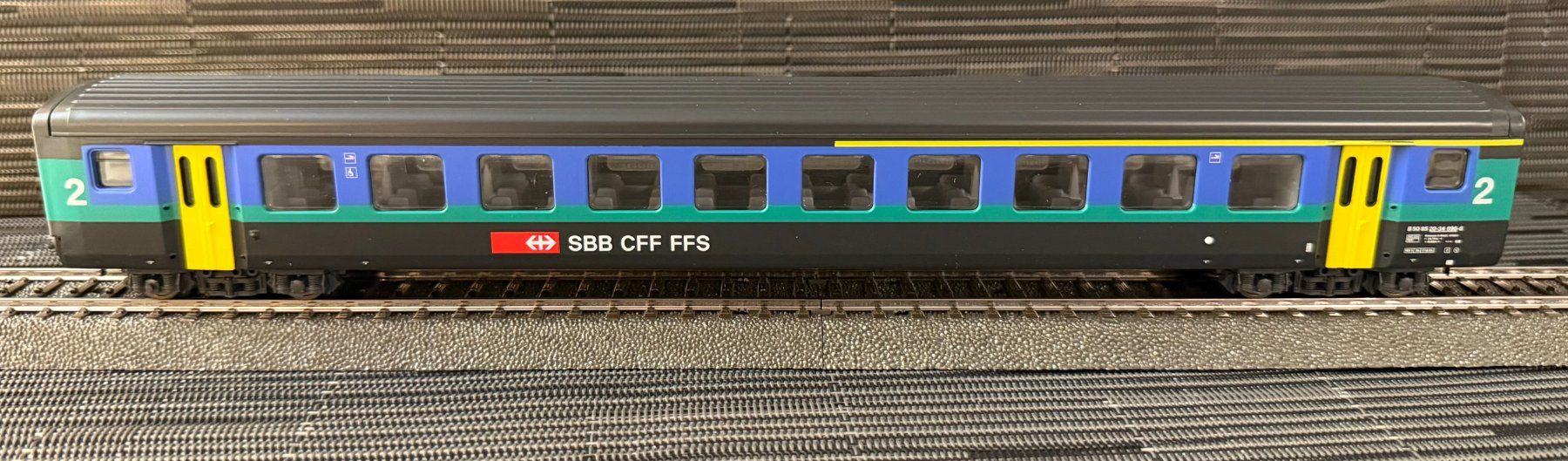 Roco Modellini di ferrovie: Roco H0 SBB EW II Interregio Prototyp, Top Zustand – Nuovo (secondo la descrizione) da Wallisellen venduto da rfl_w2tj 1