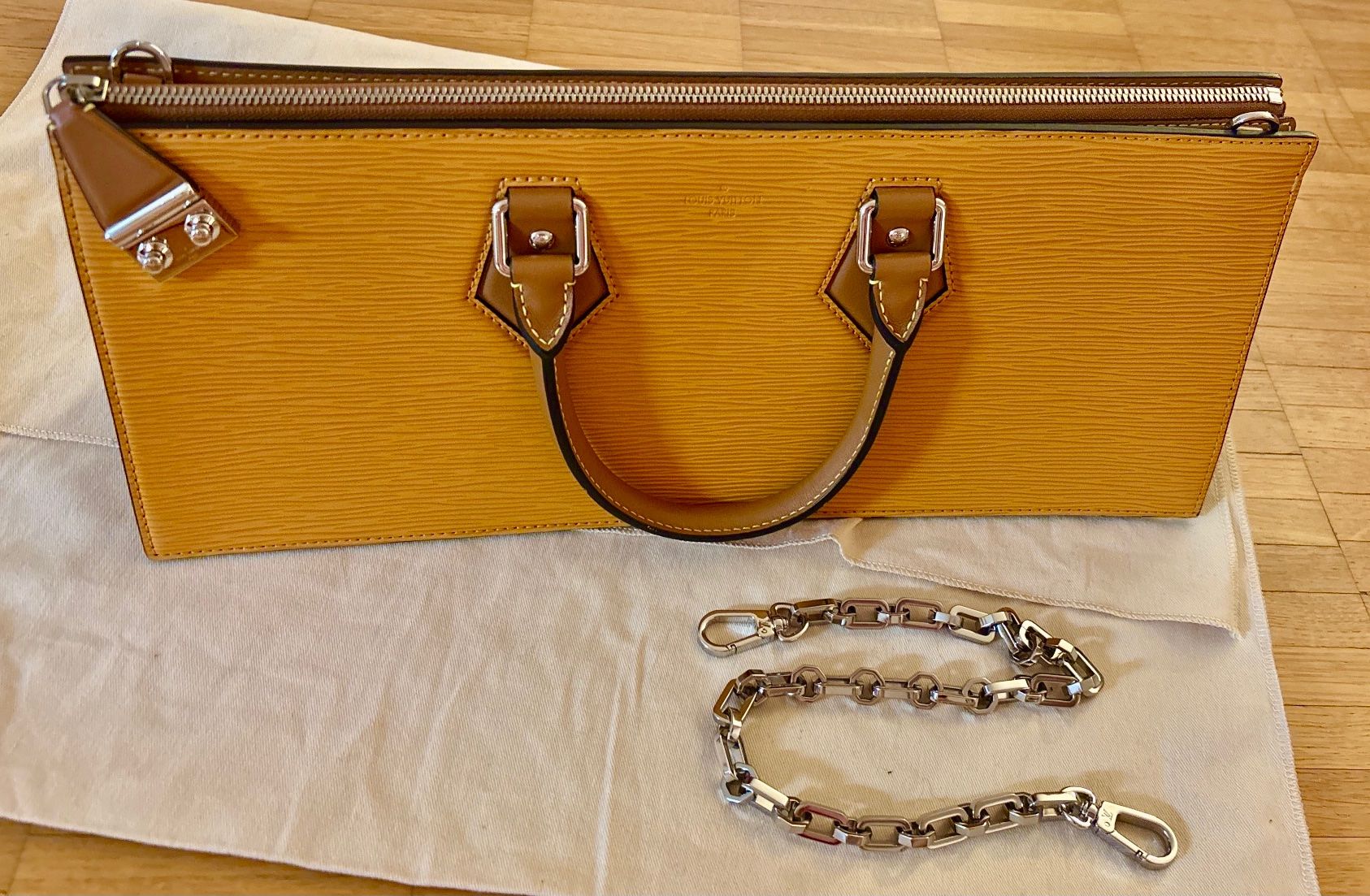 Louis Vuitton Borse da donna: LOUIS VUITTON - Limitierte Ledertasche – Nuovo e nell'imballaggio originale da Zurich venduto da MX1000 1