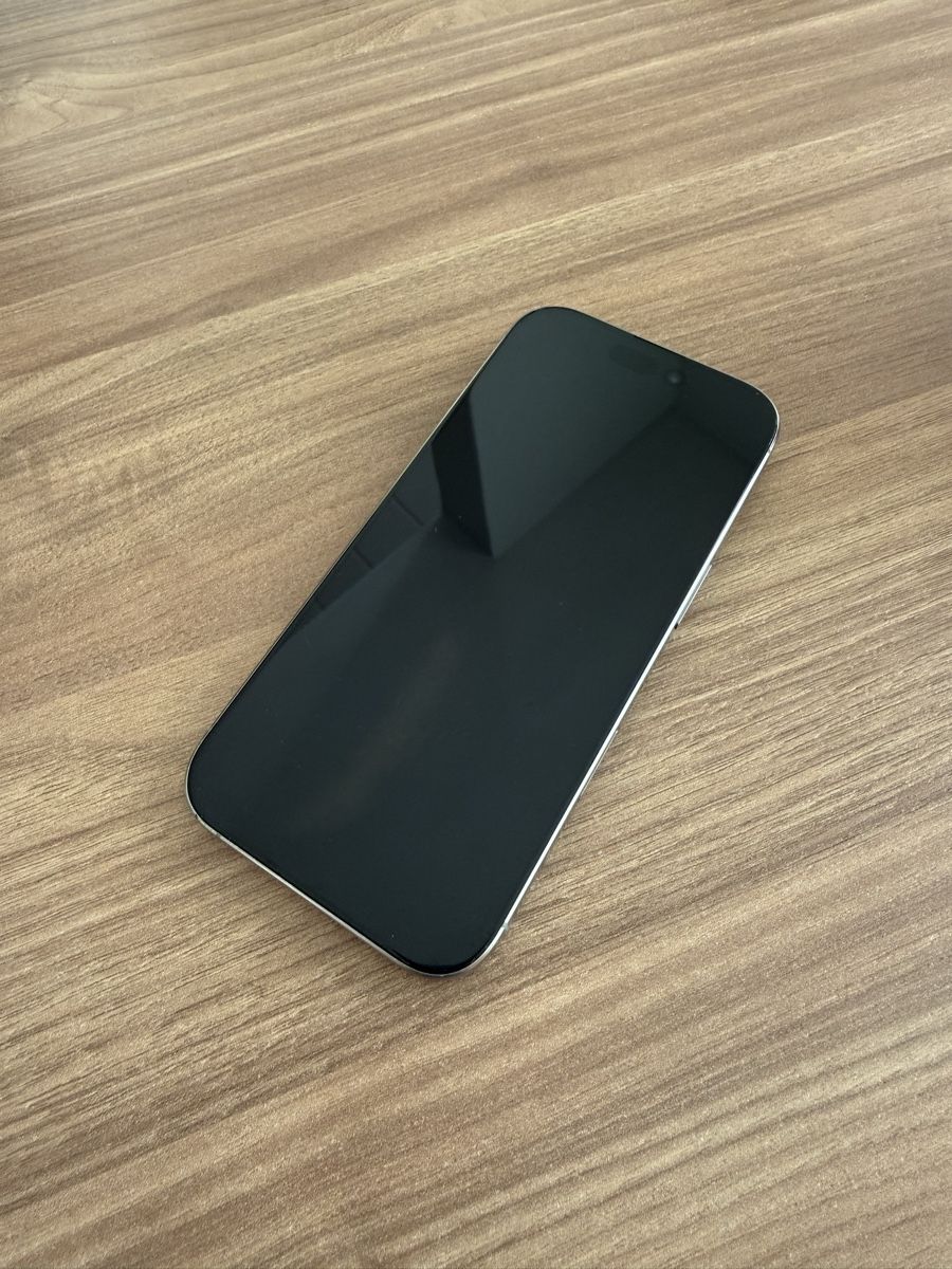 Apple Telefoni cellulari / Smartphones: iPhone 16 Pro 256GB – Usato da Küsnacht ZH venduto da SusannIsrael 1