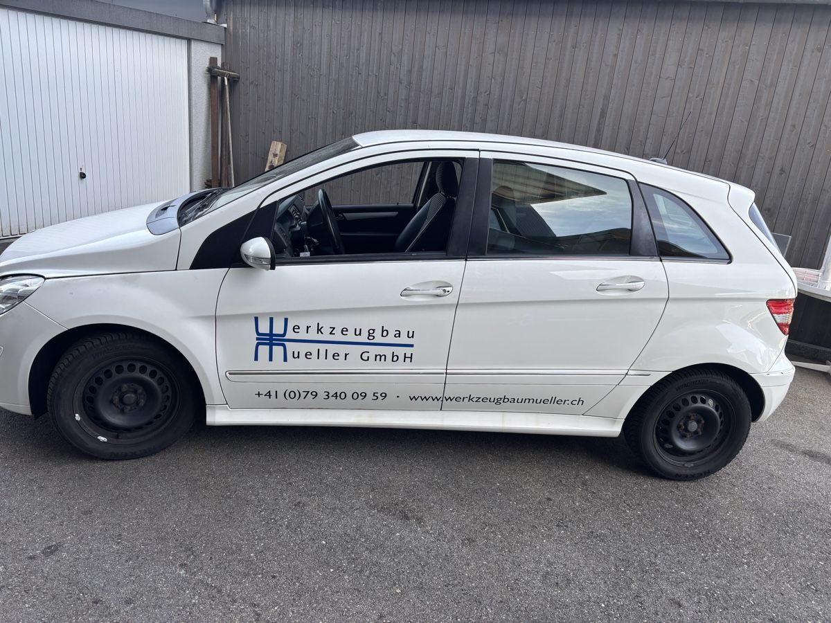 Mercedes-Benz Automobili: Mercedes Benz200 B CDI – Difettoso da Niedergösgen venduto da Easthilldonze 4