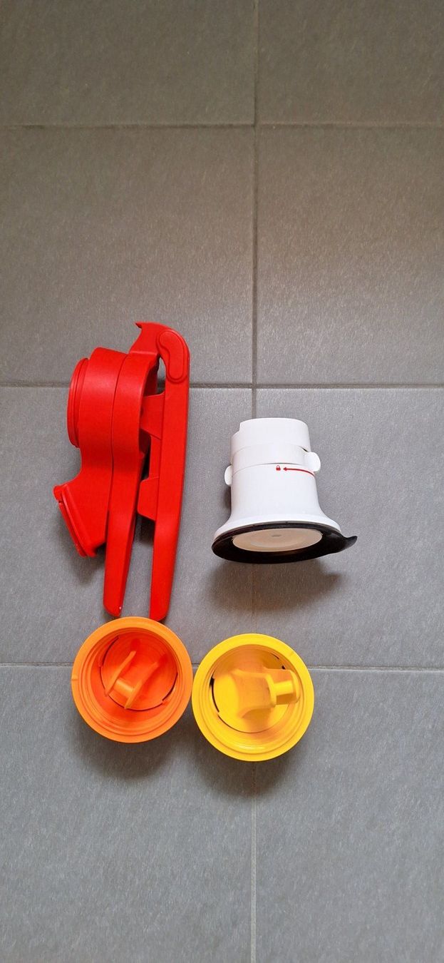 Tupperware Contenitori & Simili: Tupperware, MultiChef, Chef Press Dicer (lame 10 et 15mm) – Nuovo (secondo la descrizione) da Lussery-Villars venduto da pousinete02 3