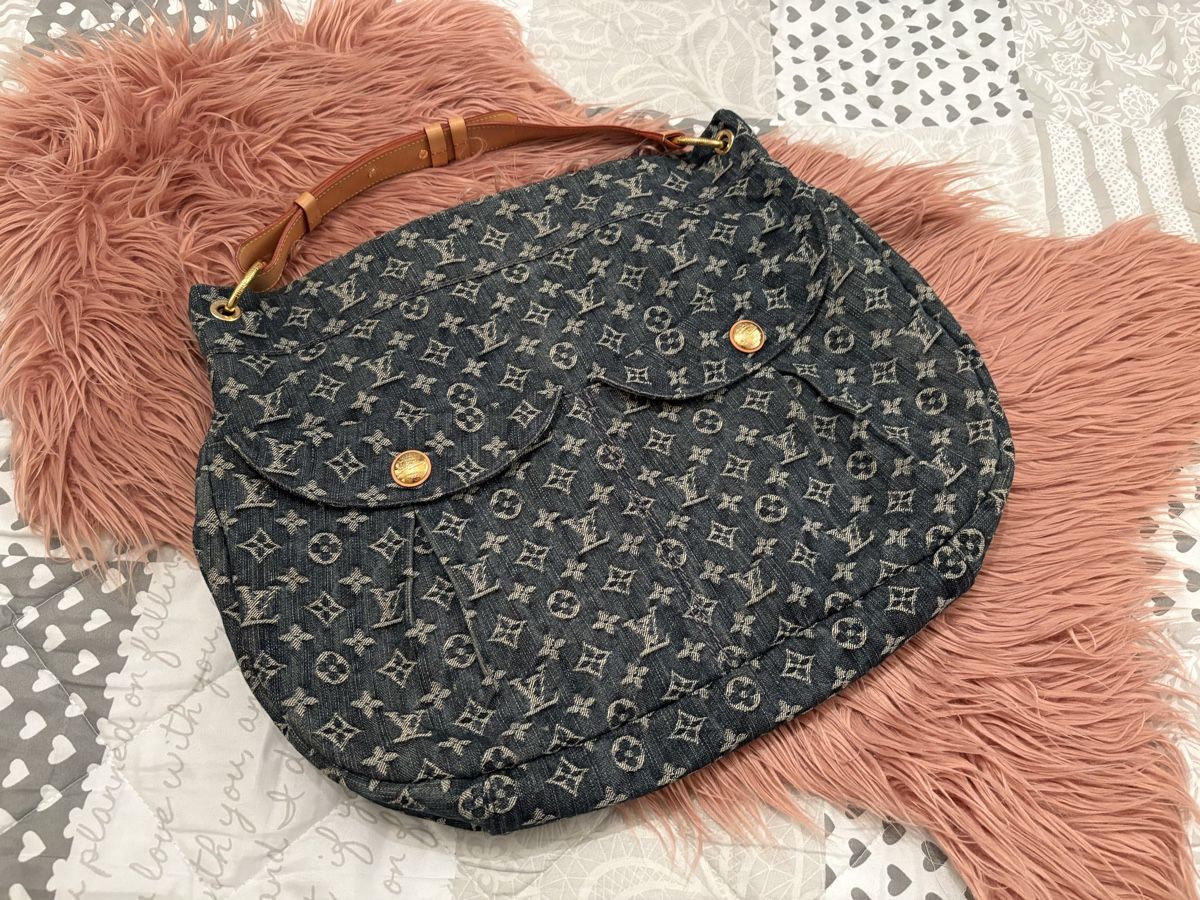 Louis Vuitton Borse da donna: Louis Vuitton Daily GM Monogram Denim – Usato da Boniswil venduto da MichaelaH