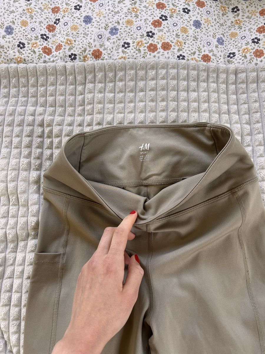 Leggings: H&M Beige Leggings, side pockets, size M, spring style – Nuovo (secondo la descrizione) da Wolfenschiessen venduto da ali_5dtm 1