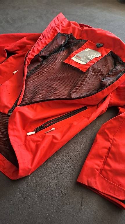 Reima Giacche & Cappotti: Reima Regenjacke Gr.122/128 – Usato da Oberrieden venduto da Raja011 2