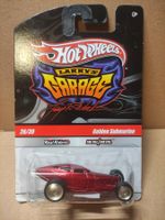 Hot Wheels Golden Submarine - Larry's Garage