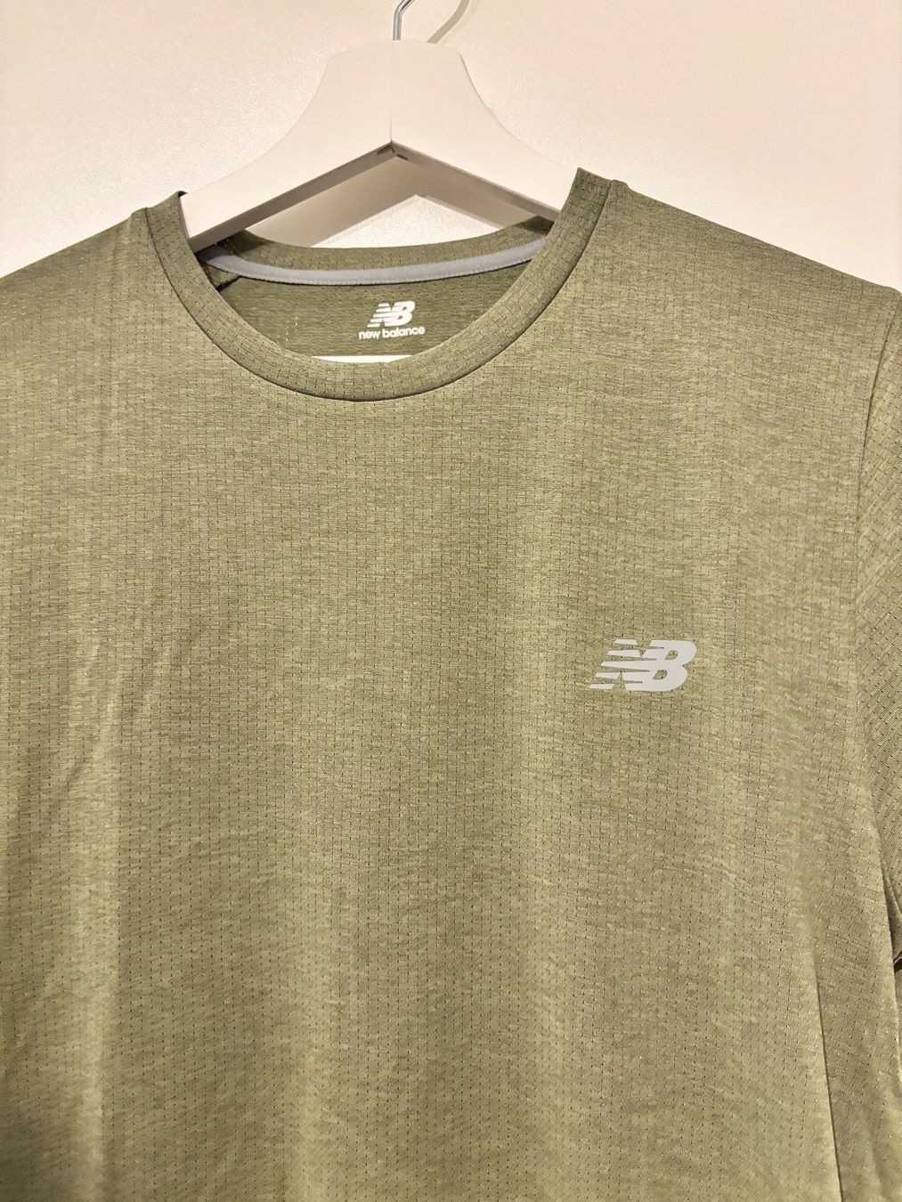 New Balance T-shirt: New Balance Shirt, Grösse S – Nuovo (secondo la descrizione) da Embrach venduto da Roniiii