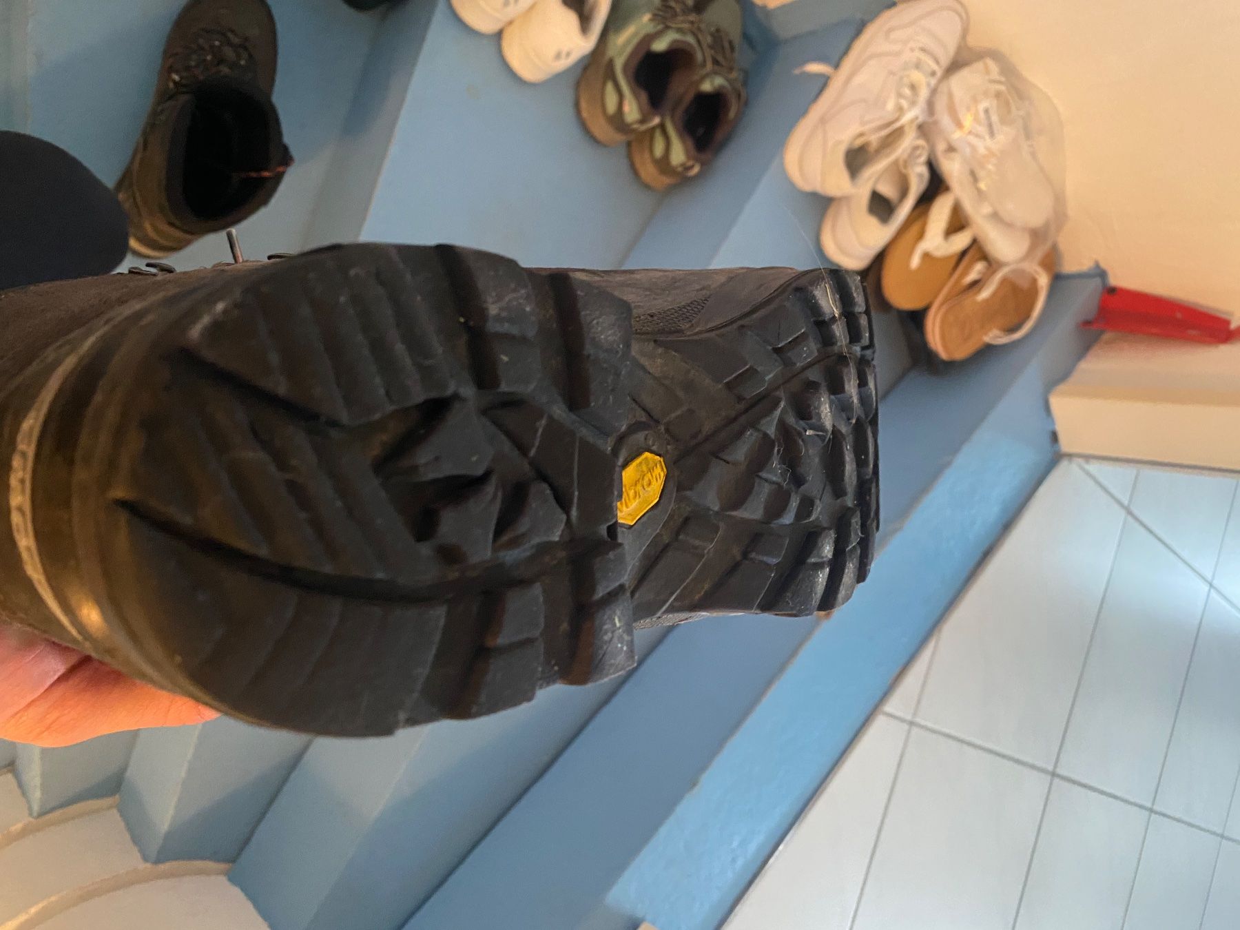 Lowa Chaussures hommes: Wanderschuhe Lowa 44.5 – D'occasion à Zell ZH par MegaCatch 7
