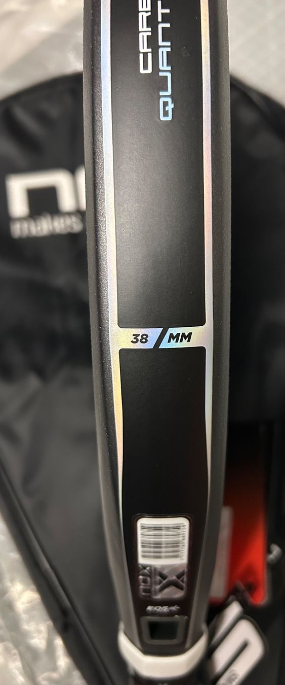 Racchette: NOX Quantum 12K Carbon - Padelschläger NEU! – Nuovo e nell'imballaggio originale da Winterthur venduto da PalarPinoPadel 4