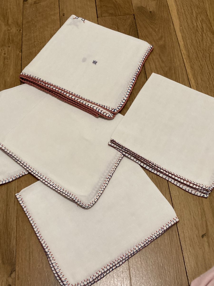 Coperte: Antike Tischdecke mit Servietten – Usato da Zürich venduto da Ekka 1