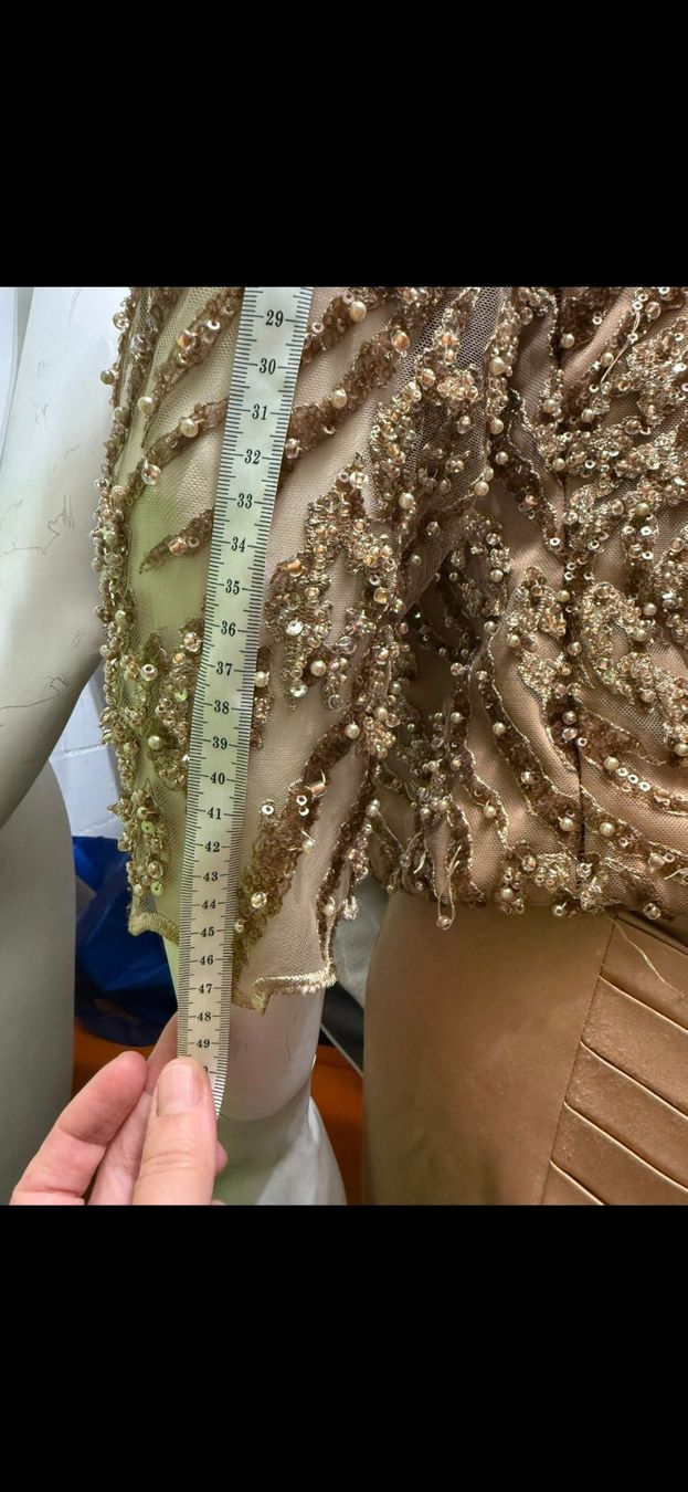 Vestiti: Abendkleid – Usato da Winterthur venduto da Lumi11 2