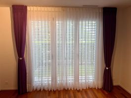 Vorhänge Violett mit weissen Schals guter Zustand