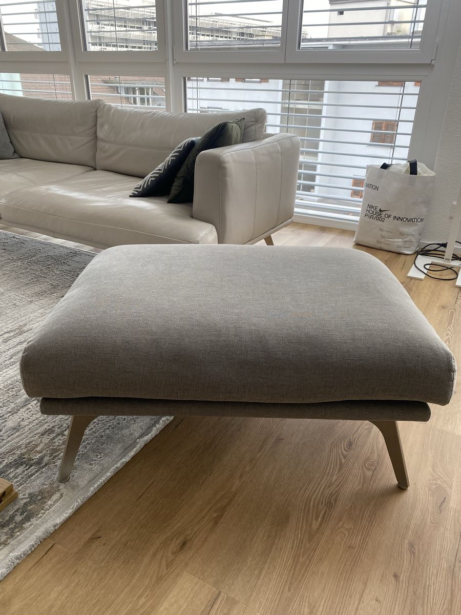 Hocker: Sofahocker gray – Gebraucht aus Winterthur von JasonHa 1