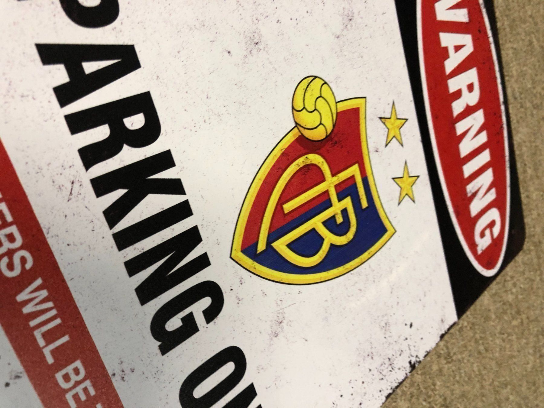 Schilder: FC Basel Parking only Blechschild 1893 Jakobs Park Englisch – Neu und originalverpackt aus Dättlikon von easythings 1