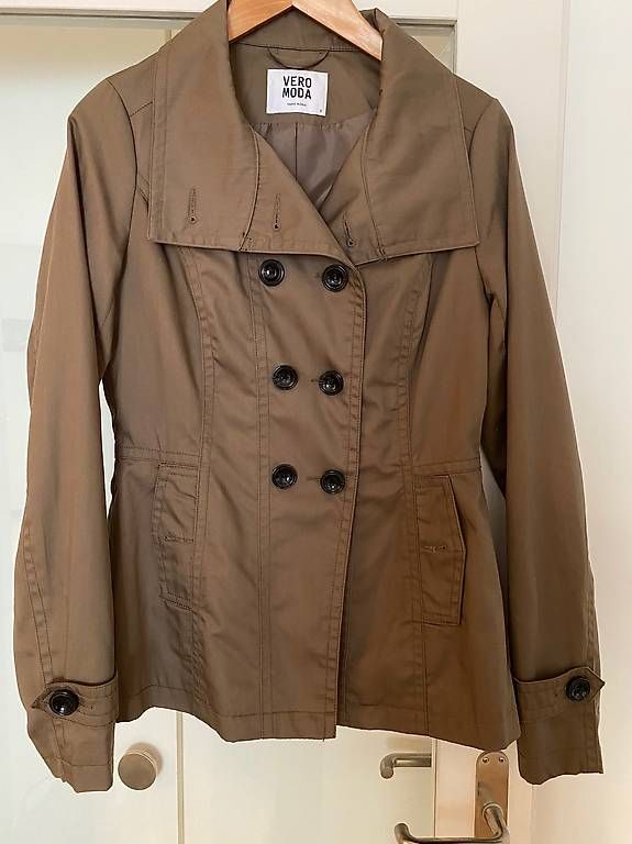 Jacken: Jacke Vero Moda Grösse S – Gebraucht aus Basel von Sydney02 1