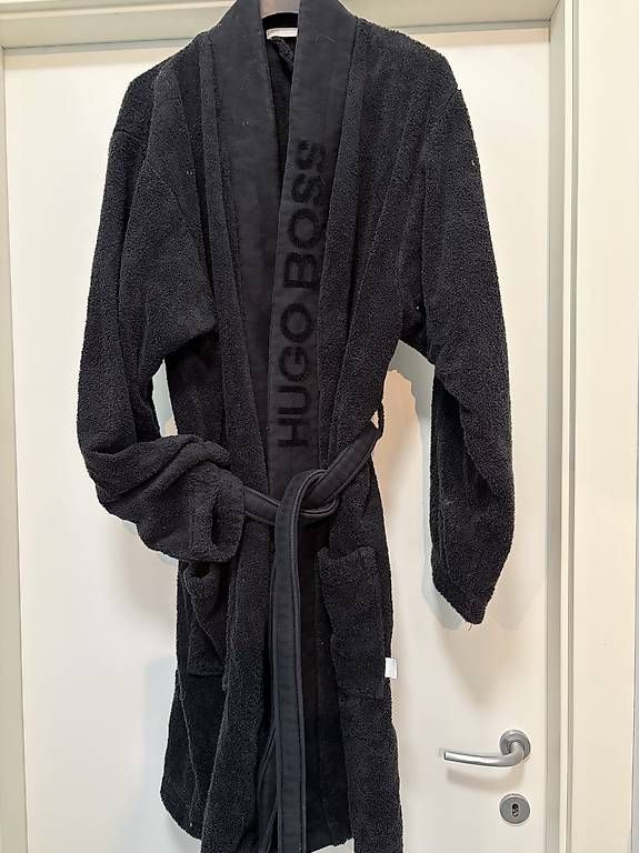 Accappatoi: Accappatoio Hugo Boss – Usato da Chiasso venduto da sil_tfd9