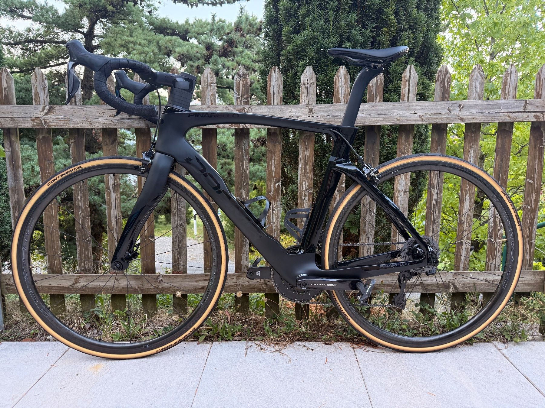 Pinarello Biciclette: Pinarello F taille 55 – Usato da Choëx venduto da minimalistwoman