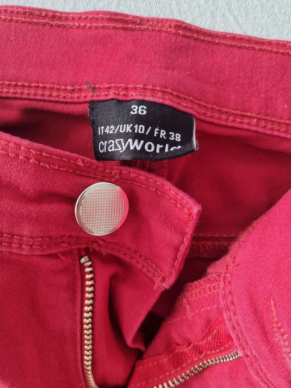 Pantaloni: Hose rot "CrazyWorld" (Gr. 36) – Usato da Gams venduto da federli29 3