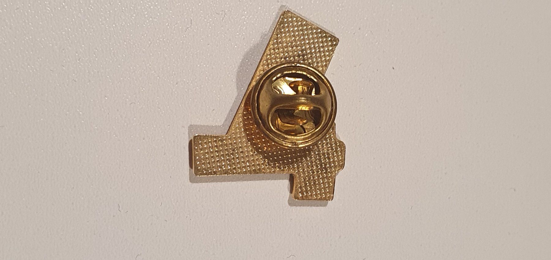 Placchette & Badge: Pin's Coop – Usato da St-Barthélemy VD venduto da titeuf5 2
