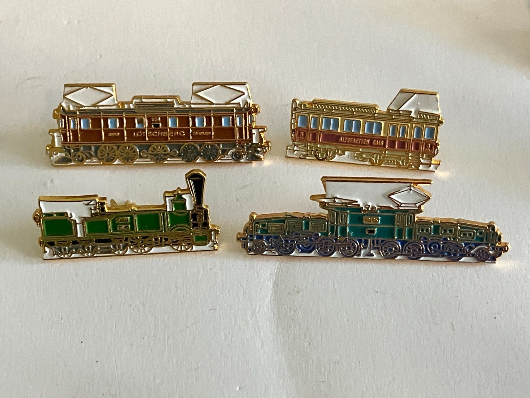 Plaquettes & Badges: 4 Pin Lokomotive – D'occasion à Basel par djwwpp