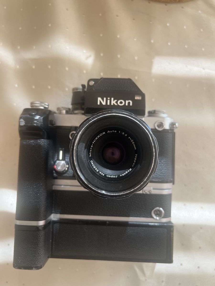 Nikon Fotocamera: Nikon F2 mit Motor – Usato da Zürich venduto da jao_2bx7