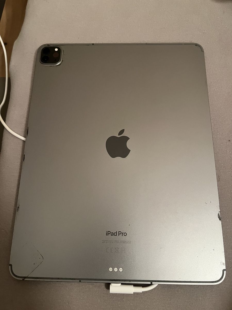 Apple Tablet PC: Apple iPad Pro 12.9 Zoll, 6. Generation – Gebraucht aus Auslikon von val_8kqt 2