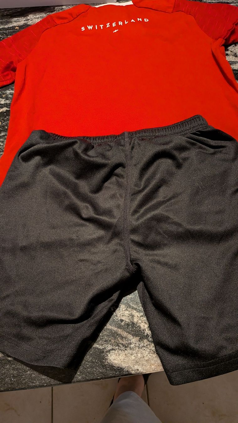 H&M Lotti di vestiti: set – Usato da Wattenwil venduto da karinschaw 1
