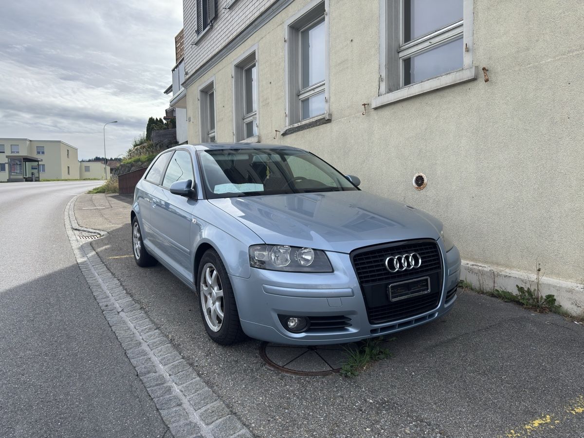Audi Automobili: Audi A3 1.4tfsi ab Platz – Usato da Bazenheid venduto da Sebi9602
