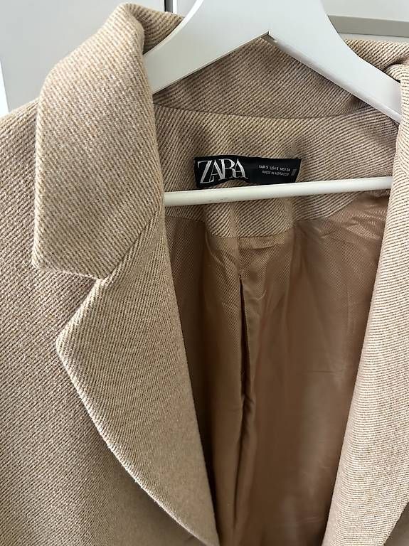 Cappotti: Mantel von Zara – Usato da Basel venduto da Annalaura7 1