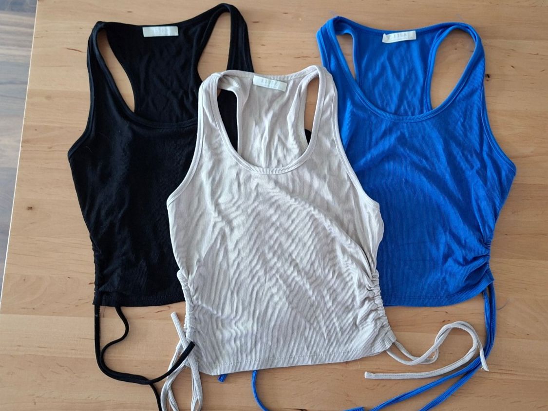 Camicette, T-shirt & Top: 3er Pack T Shirt / Tops – Nuovo (secondo la descrizione) da Küssnacht am Rigi venduto da AutoVilla