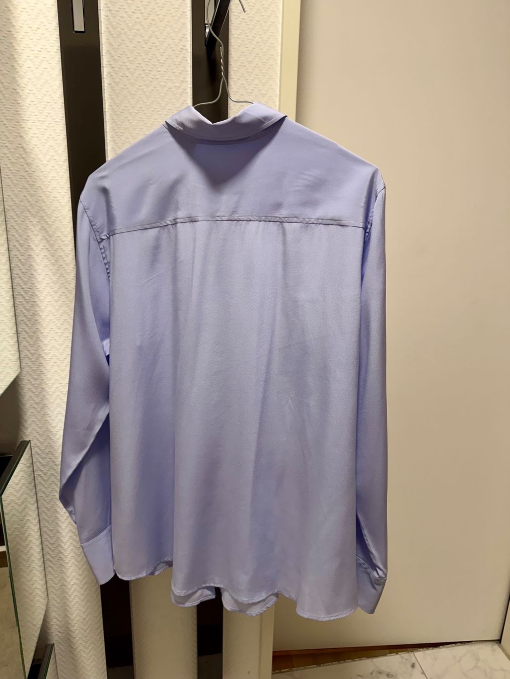 Van Laack Camicette: Van Laack Seidenbluse Hellblau, Top Zustand! – Nuovo (secondo la descrizione) da Erlenbach ZH venduto da msa_x26y 1
