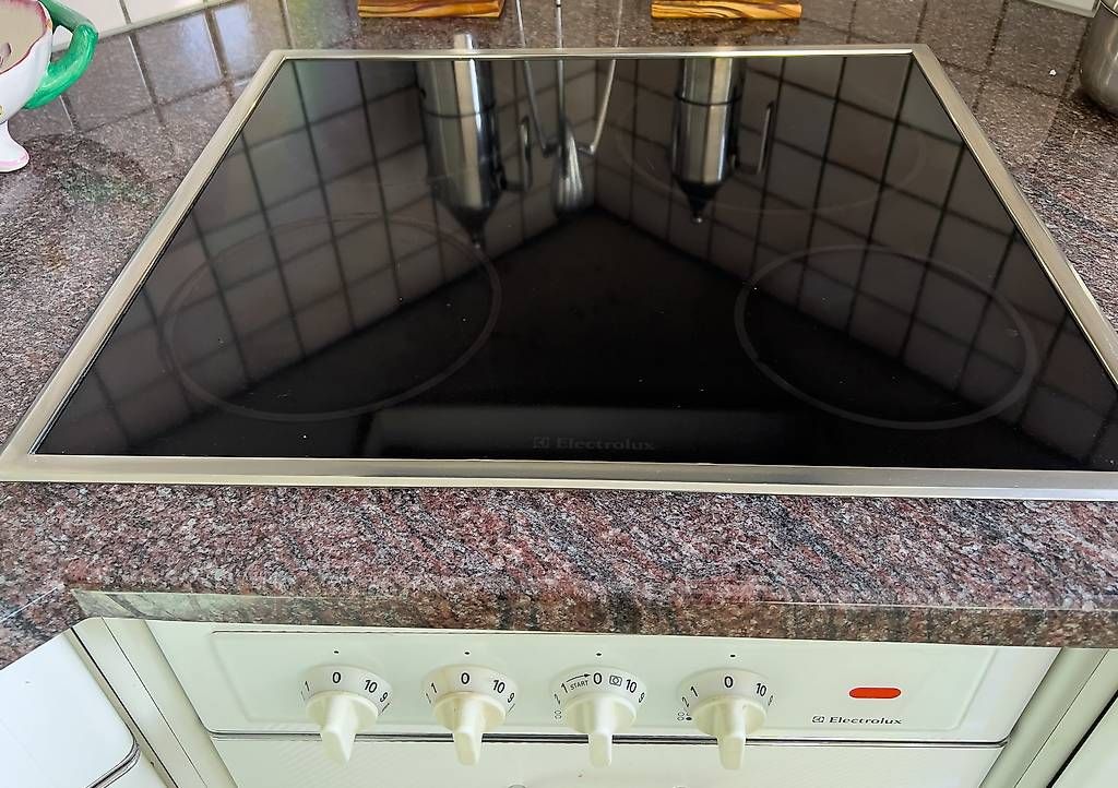 Cucine: Plan de cuisson Electrolux – Usato da Gland venduto da pao_vh97