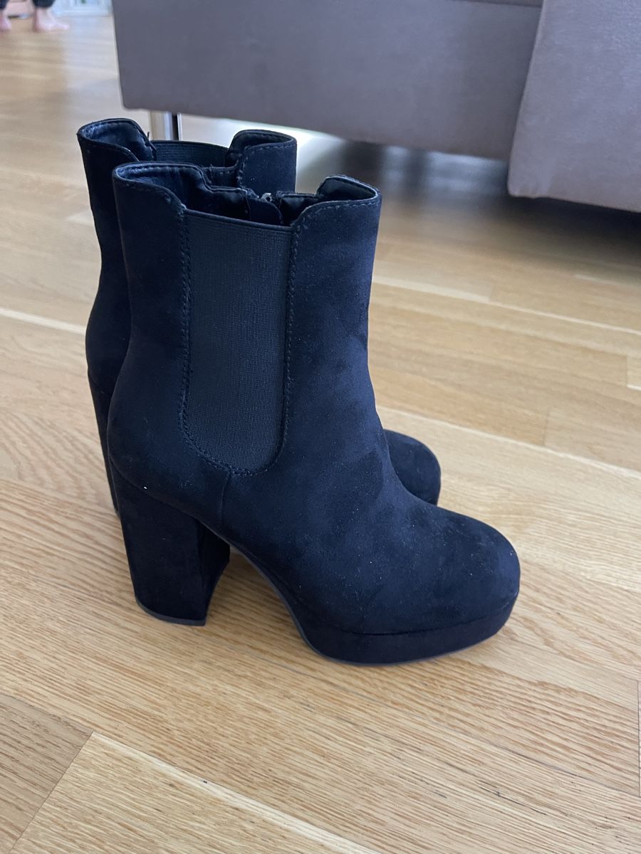 Scarpe da donna: Stiefeletten mit Plateauabsatz – Nuovo (secondo la descrizione) da Staufen venduto da GiuliettaD 3