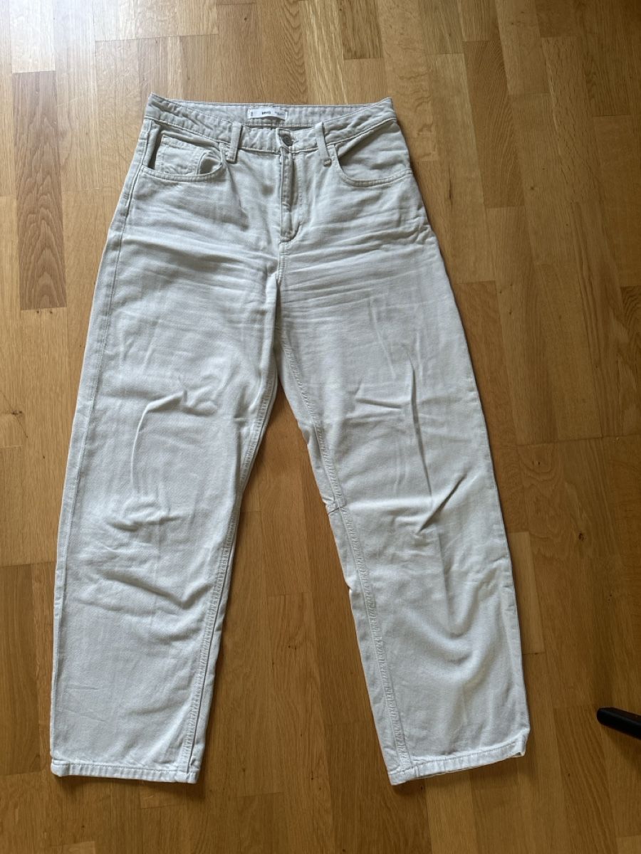 Hosen: Mango Hose beige Grösse 38 – Neu (gemäss Beschreibung) aus Volketswil von julena2910