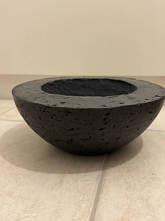 Tutte le decorazioni: Betonschale massiv mit Dekosand – Usato da Sirnach venduto da Hispanita