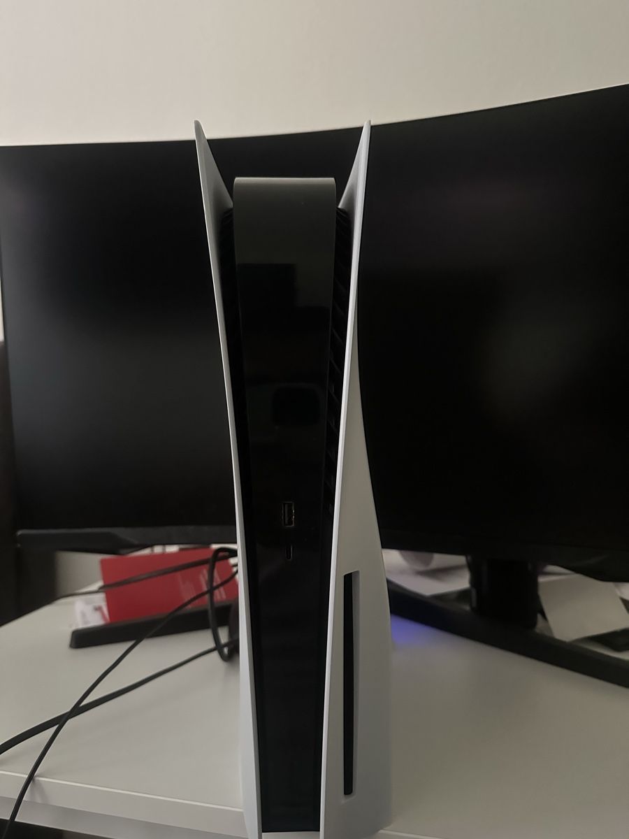 Sony Konsolen: Ps5 + Bundle – Gebraucht aus Dietikon von f82_q5vt 1