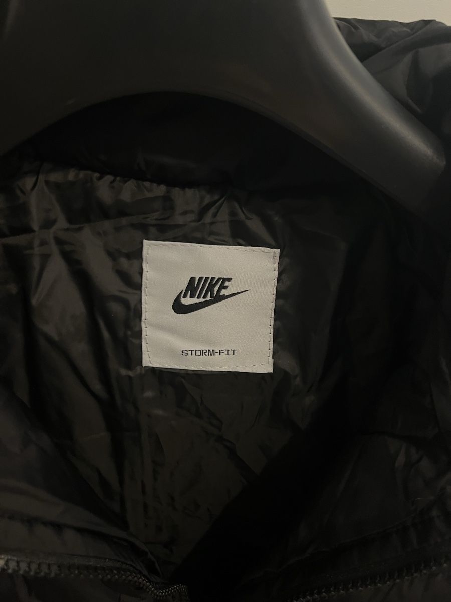 Nike Gilet & Giacche: Nike vest  – Nuovo (secondo la descrizione) da Versoix venduto da Ivan2090 1