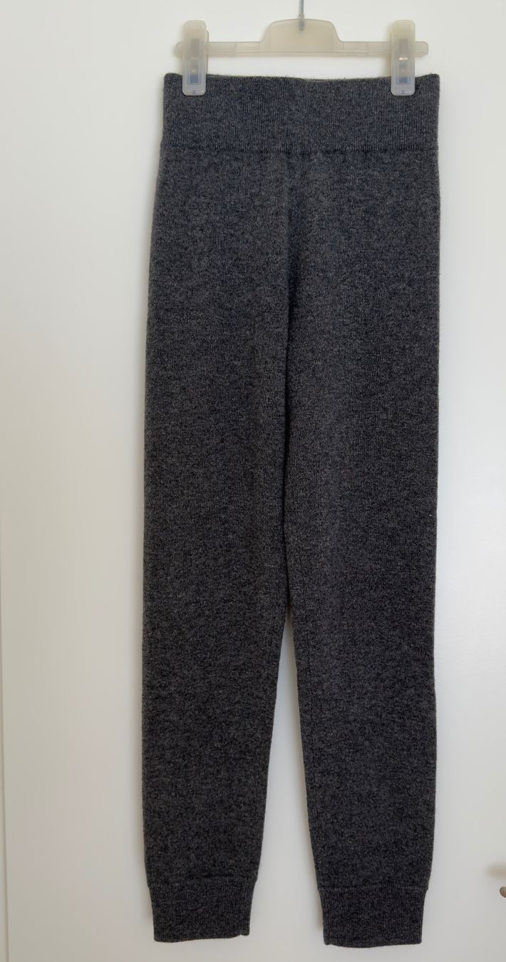 Pantaloni: Cashmere Collection - Pants – Usato da Zürich venduto da JessGar