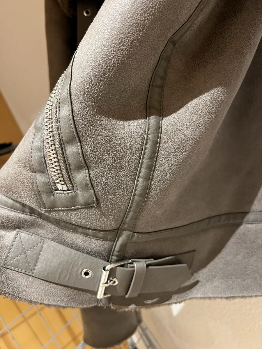 Zara Cappotti: Winterjacke XS von ZARA - Gratisversand – Nuovo (secondo la descrizione) da Frutigen venduto da lurit 4