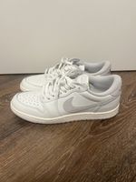 Jordan 1 Low Neutral Grey